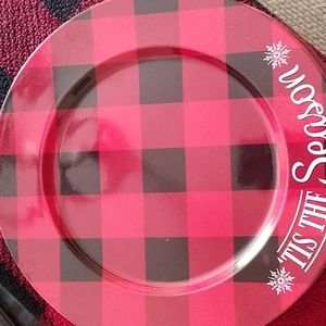 8 Christmas chargers